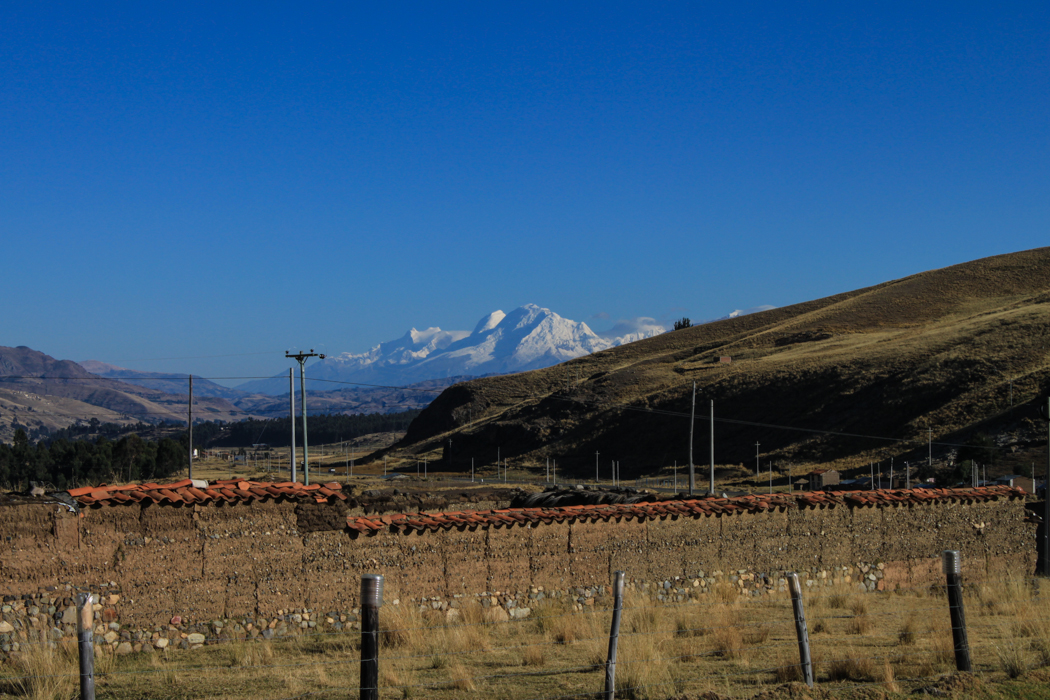 Der Huascaran in der Ferne.